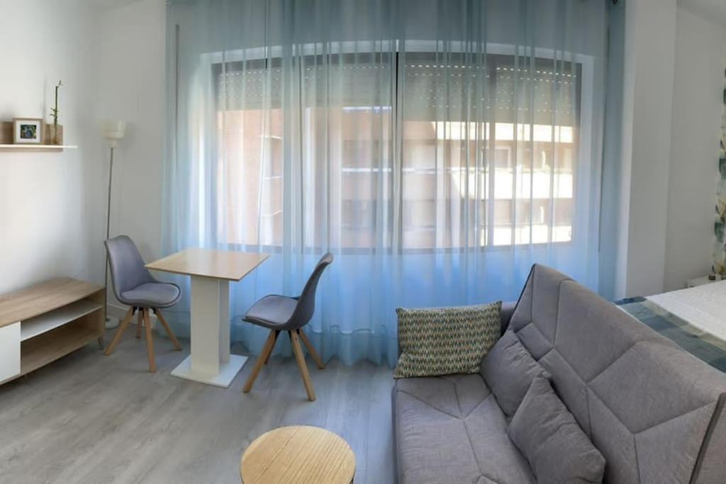 Oasis Plus Sevilla Eksteriør billede