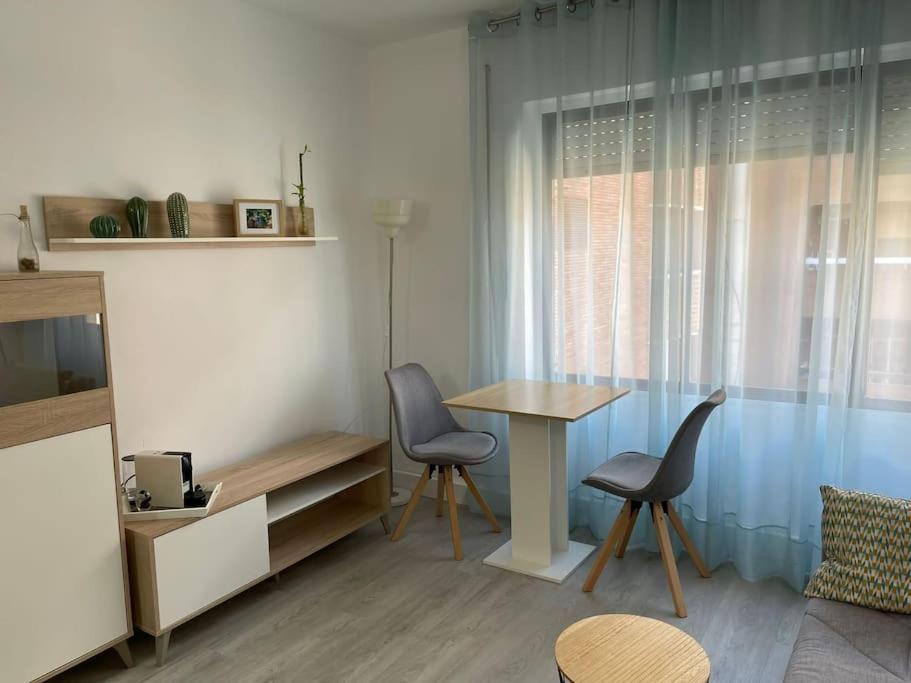 Oasis Plus Sevilla Eksteriør billede